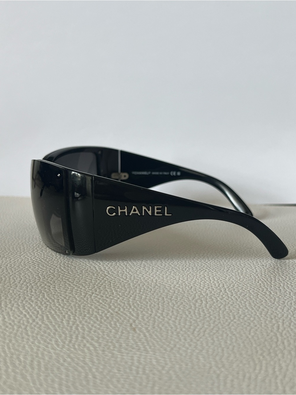 Authentic Used Chanel Woman Sunglasse - Picture 11 of 11